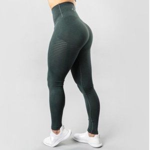Alphalete Halo Leggings - Urban Chic M